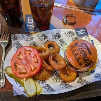 Ford's Garage Norwood - Burger and very good onion rings - Bars Near Me - Norwood, Ohio