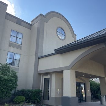 Comfort Suites McAlester - Outside - Hotels Near Me - Mcalester, Oklahoma Comfort Suites McAlester - Outside - Hotels Near Me - Mcalester, Oklahoma