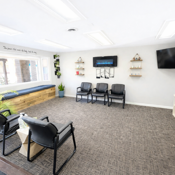 York Chiropractic and Wellness - Chiropractors Near Me - Spanaway, Washington York Chiropractic and Wellness - Chiropractors Near Me - Spanaway, Washington
