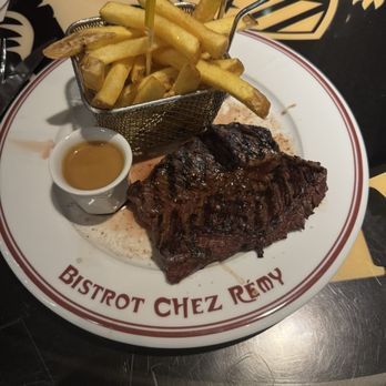 BISTROT CHEZ RÉMY - Updated July 2025 - 581 Photos & 102 Reviews - Walt ...