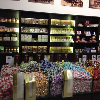 Le Chocolat - chocolate truffles and bars - Chocolatiers & Shops Near Me - Prague, Puerto Rico