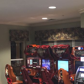 Windsor Hills - arcade - Vacation Rentals Near Me - Kissimmee, Florida Windsor Hills - arcade - Vacation Rentals Near Me - Kissimmee, Florida