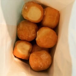 Royal Donut - Yummy donut holes!!
