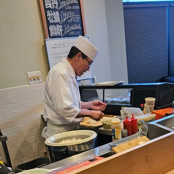 En Japanese Cuisine - Excellent Japanese chef from Japan who has amazing culinary skills. A must go in Dallas. - Sushi Bars Near Me - Frisco, Texas