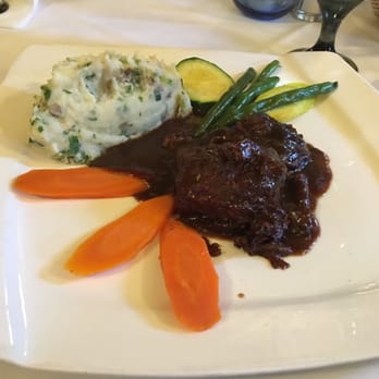 Papillon - Braised Kobe beef with horseradish mashed potatoes - French Near Me - Fremont, California