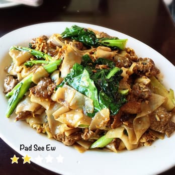 Daisy Mint - Pad See Ew. Lacking flavor :( - Thai Near Me - Pasadena, California