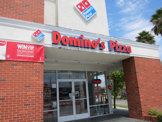 Domino's Pizza by null
