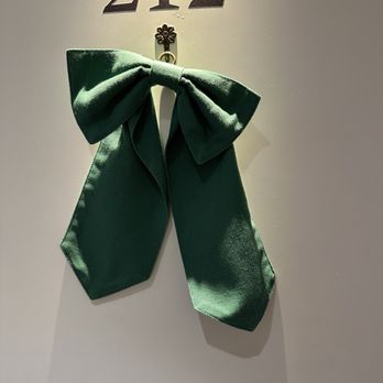 Albergo Posta Marcucci - Green bow when you're ready for housekeeping (or red if you don't want it) - Hotels & Travel Near Me - S. Quirico D'orcia, SI