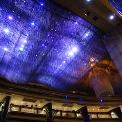Crown Metropole - The beautiful ceiling
