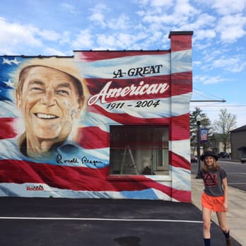 Moogies - Barbeque Near Me - Cookeville, Tennessee