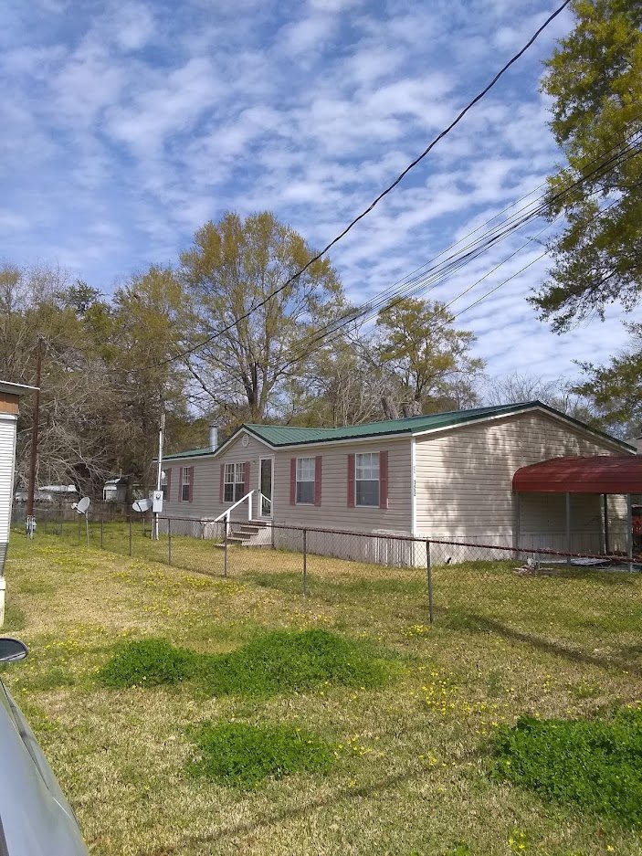 Slide of DB roofing services