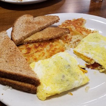 Cappy's Restaurant & Bar - Bacon & cheese omelet - Diners Near Me - Rawlins, Wyoming Cappy's Restaurant & Bar - Bacon & cheese omelet - Diners Near Me - Rawlins, Wyoming