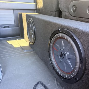 DJ Custom Audio - 2x 10" Kicker Comp RT subs in down-firing enclosure - Electronics Near Me - South Gate, California