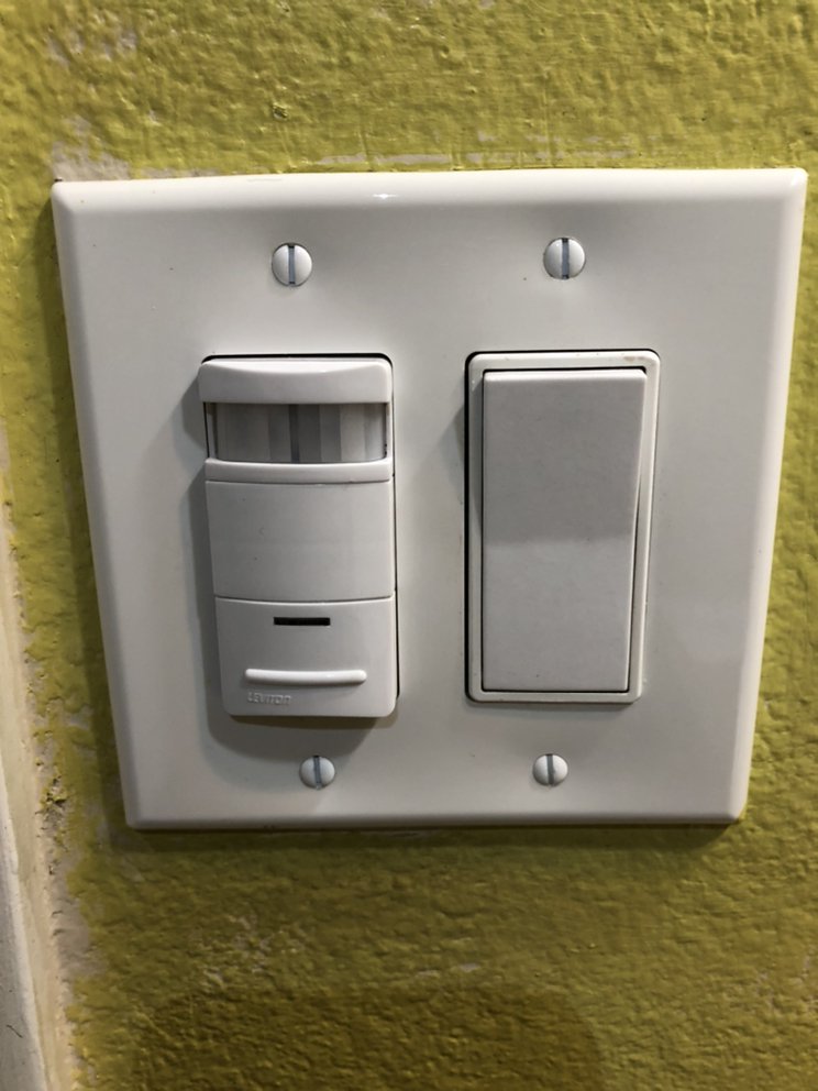 Slide of Guidry's Electrical