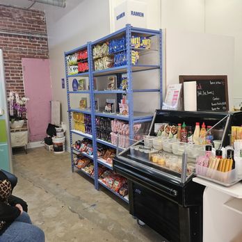 Norituh - Convenience Stores Near Me - Los Angeles, California