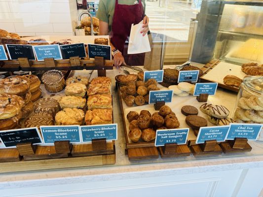 Carlton Bakery by null