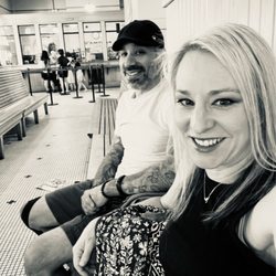 Amtrak - Waiting area, ticket counter behind us