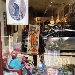 Madame Matovu - Super cute storefront!