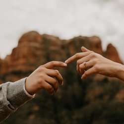 Brookklyn Photo - desert engagement