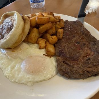 Brunch Snob - Steak and eggs - Breakfast & Brunch Near Me - Phoenix, Arizona