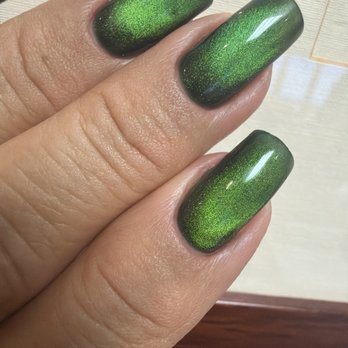 Bebe Love Nails - Cat eye gel manicure - Nail Technicians Near Me - West Miami, Florida Bebe Love Nails - Cat eye gel manicure - Nail Technicians Near Me - West Miami, Florida