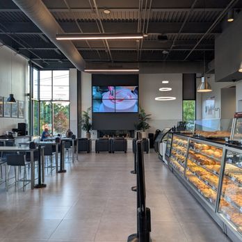Oakmont Bakery - Bakeries Near Me - Oakmont, Pennsylvania