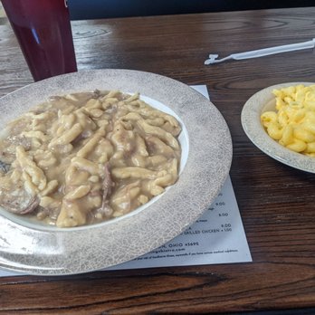 Happenings Bistro - Homemade beef and noodles over mashed potatoes - American Near Me - Wellston, Ohio Happenings Bistro - Homemade beef and noodles over mashed potatoes - American Near Me - Wellston, Ohio