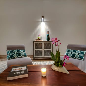 Bloom Wellness - Post float chill lounge - Massage Near Me - Ann Arbor, Michigan
