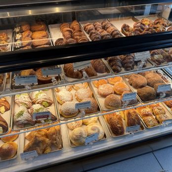 Liliha Bakery - Bakeries Near Me - Honolulu, Hawaii Liliha Bakery - Bakeries Near Me - Honolulu, Hawaii
