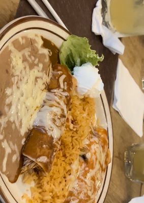 La Cocina Bar and Grill by null