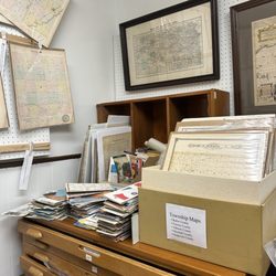 Hewitt's Antiques - Maps