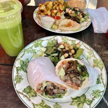 Darna Falafel - Lamb Gyro and Chicken Platter. - Falafel Near Me - Brooklyn, New York