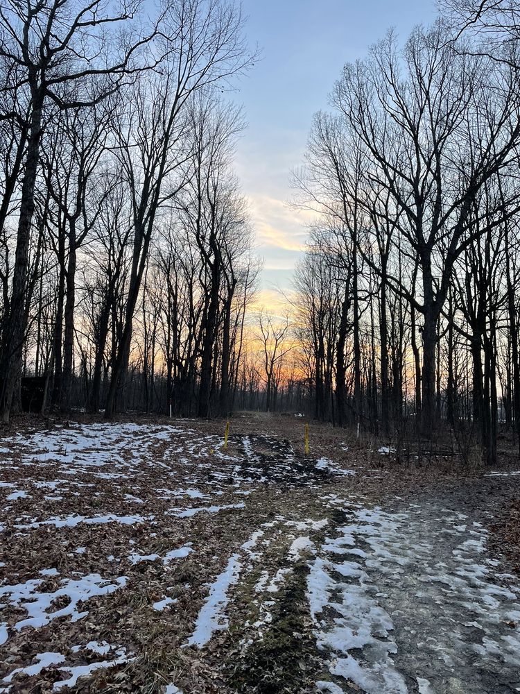 OAKWOODS METRO PARK Updated August 2024 17845 Savage Rd, Belleville