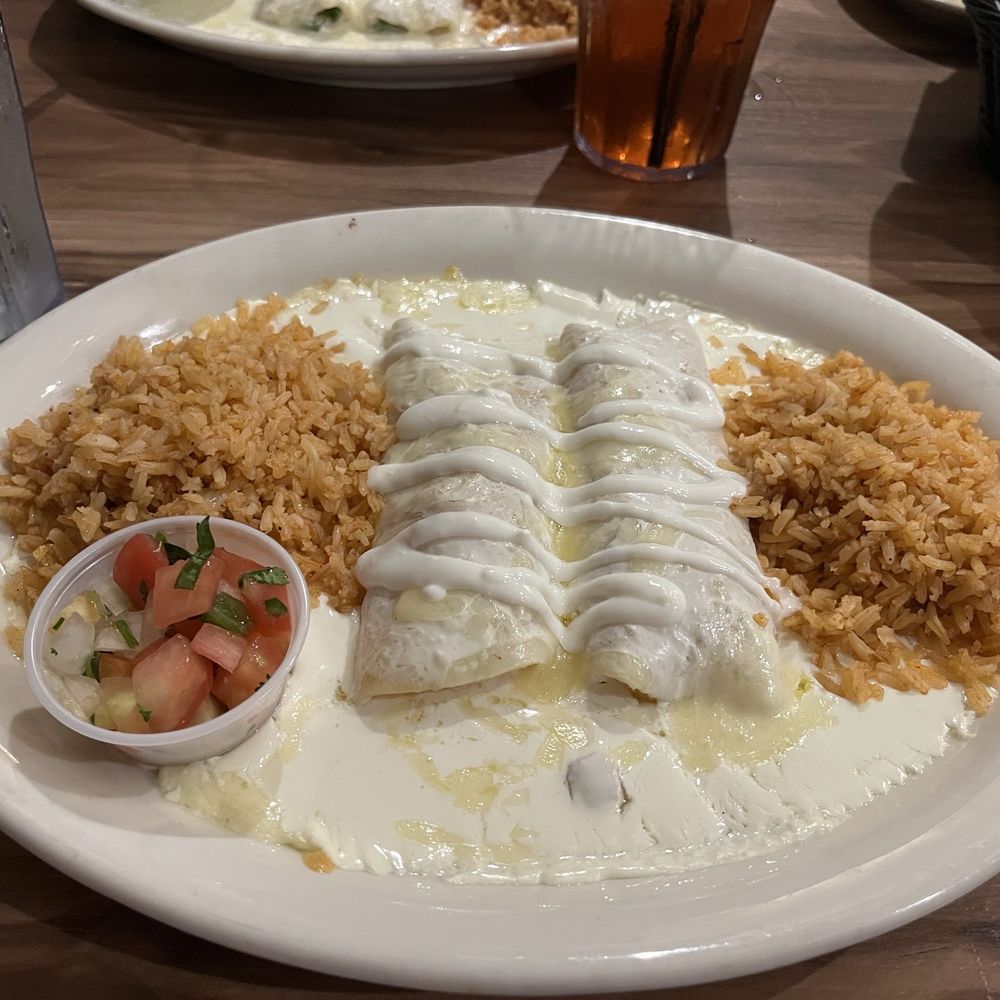 Victor's Mexican Grille - Sour cream enchiladas w double rice and pico - Seafood Near Me - Katy, Texas Victor's Mexican Grille - Sour cream enchiladas w double rice and pico - Seafood Near Me - Katy, Texas