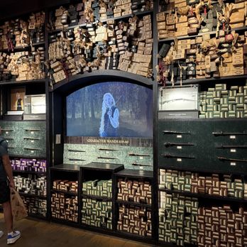 Harry Potter Shop - Books, Mags, Music & Video Near Me - New York, New York