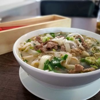 Pho à la Mama - Köstlich: Pho als Vorspeise. - Vietnamese Near Me - Stuttgart, BW