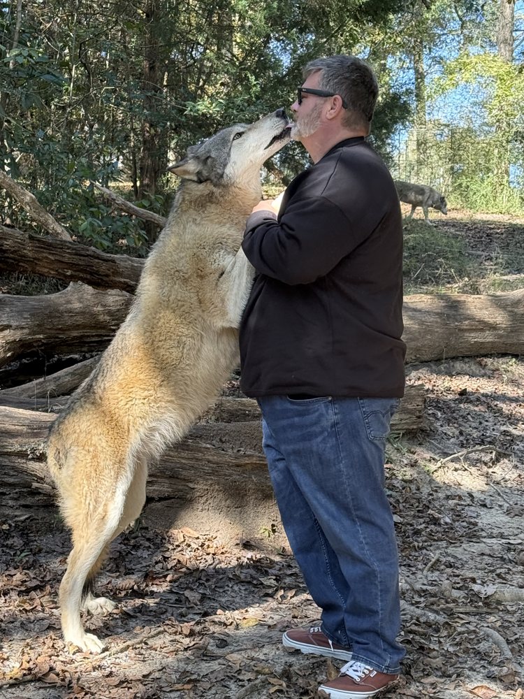 Seacrest Wolf Preserve Logo
