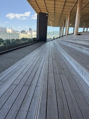 Hiroshima Orizuru Tower by null