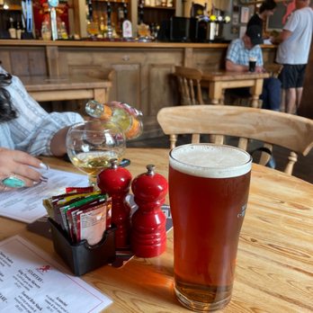 Red Lion Restaurant - Jameson and ginger ale for her & the Red Lion amber - British Near Me - Shepway, KEN