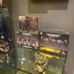 Cool Warhammer stuff.