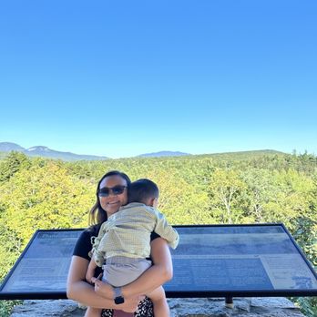 Sugar Hill Scenic Vista - The view - Landmarks & Historical Buildings Near Me - Livermore, New Hampshire