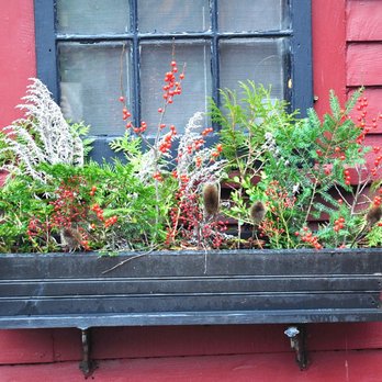 Pickity Place - Christmas window planters. - American Near Me - Mason, New Hampshire