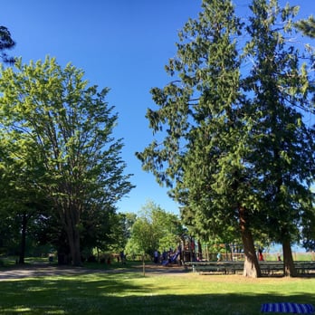 Point Defiance Park - Love this park with picnic area - my family and I come here every spring and summer for outdoor fun and BBQ. - Parks Near Me - Tacoma, Washington