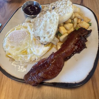 Egg Harbor Cafe - Eggs, bacon, potatoes - Breakfast & Brunch Near Me - Orland Park, Illinois