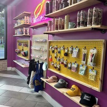 Tulua Bistro Springfield - Shopping wall - Tapas Bars Near Me - Jacksonville, Florida Tulua Bistro Springfield - Shopping wall - Tapas Bars Near Me - Jacksonville, Florida