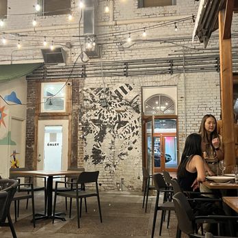 Giovedi - Outside - Asian Fusion Near Me - Honolulu, Hawaii