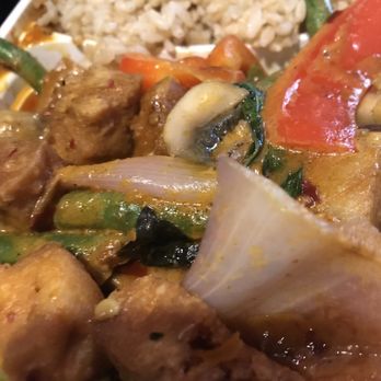 Wild Ginger - Red Curry Tofu with brown rice - Chinese Near Me - Rockville Centre, New York Wild Ginger - Red Curry Tofu with brown rice - Chinese Near Me - Rockville Centre, New York
