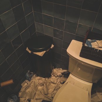 Wayla - Unkept bathroom - Thai Near Me - New York, New York