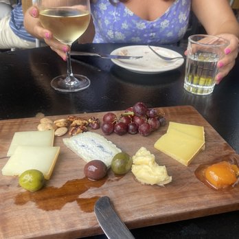 Gjelina - Cheese Selection , Marinated Olives , Honeycomb & Preserves - New American Near Me - Venice, California Gjelina - Cheese Selection , Marinated Olives , Honeycomb & Preserves - New American Near Me - Venice, California