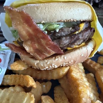 Super Tom's Burgers - Burgers Near Me - Bakersfield, California Super Tom's Burgers - Burgers Near Me - Bakersfield, California